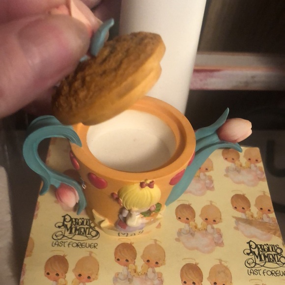 New In Box Precious Moments “MAY” Birthday Month Garden Tea Cup! - Picture 11 of 15